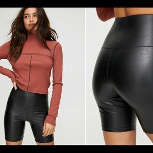 Wilfred Free Daria Vegan Leather Shorts